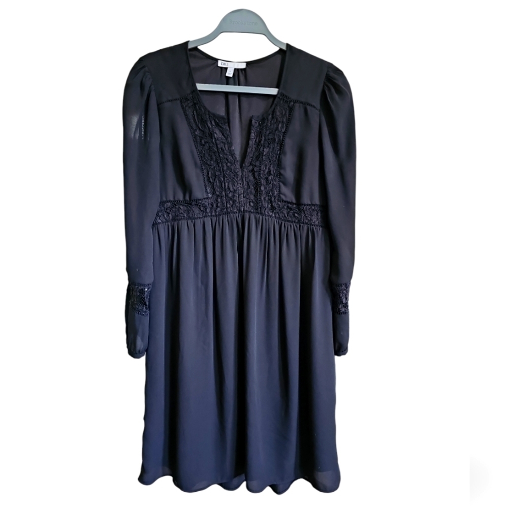 * Womens Long Sleeves Dress
